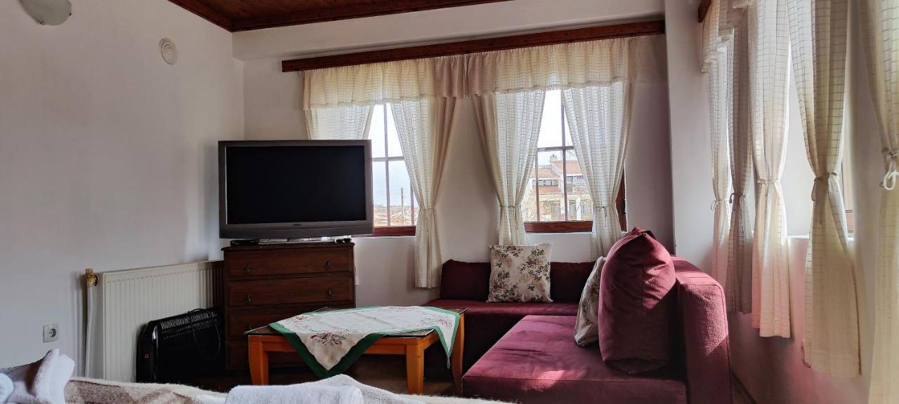 Chardaka Guest House Kalofer Exterior foto
