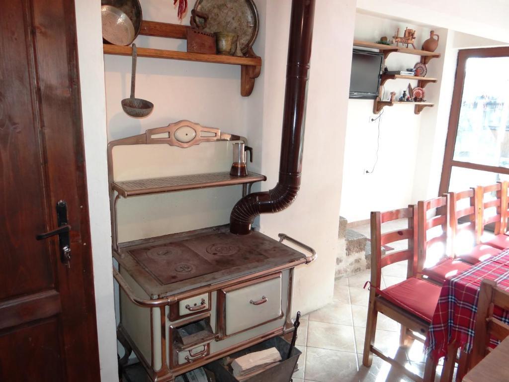 Chardaka Guest House Kalofer Cameră foto